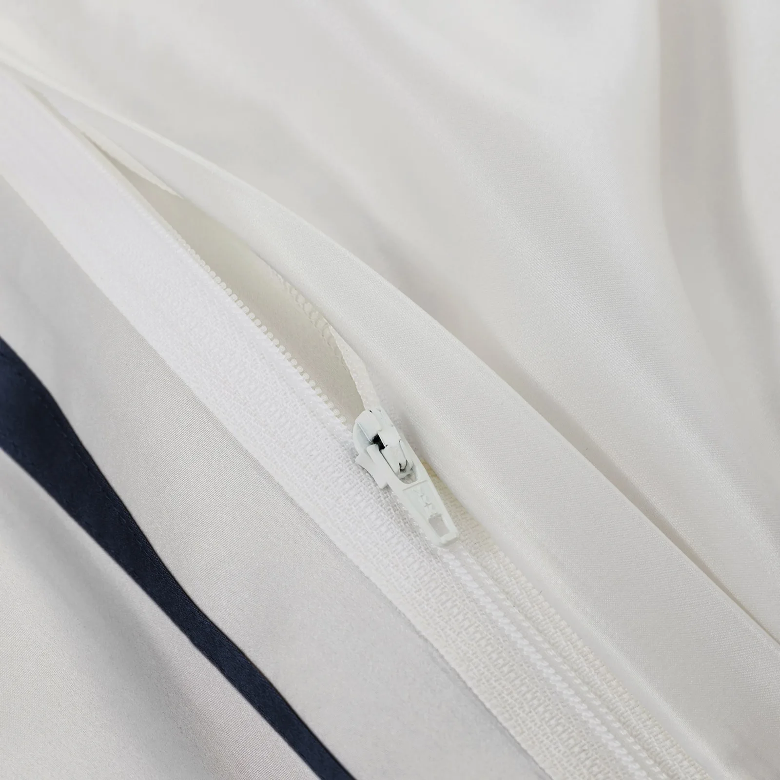 Silk pillowcase detail view