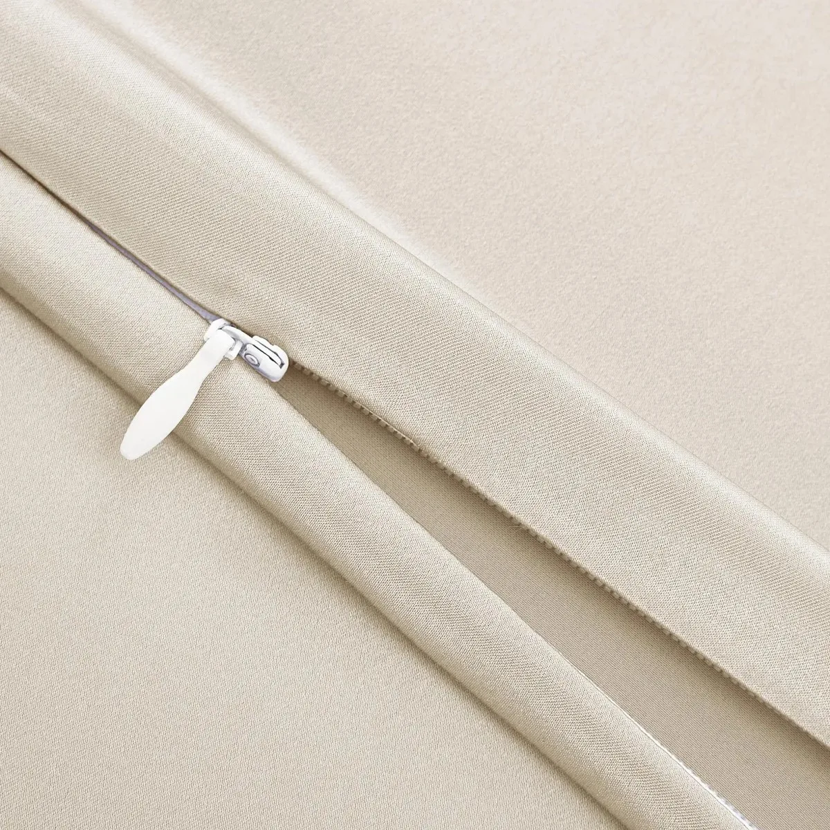 Ivory Silk Pillowcase and Sleep Mask Set detail view