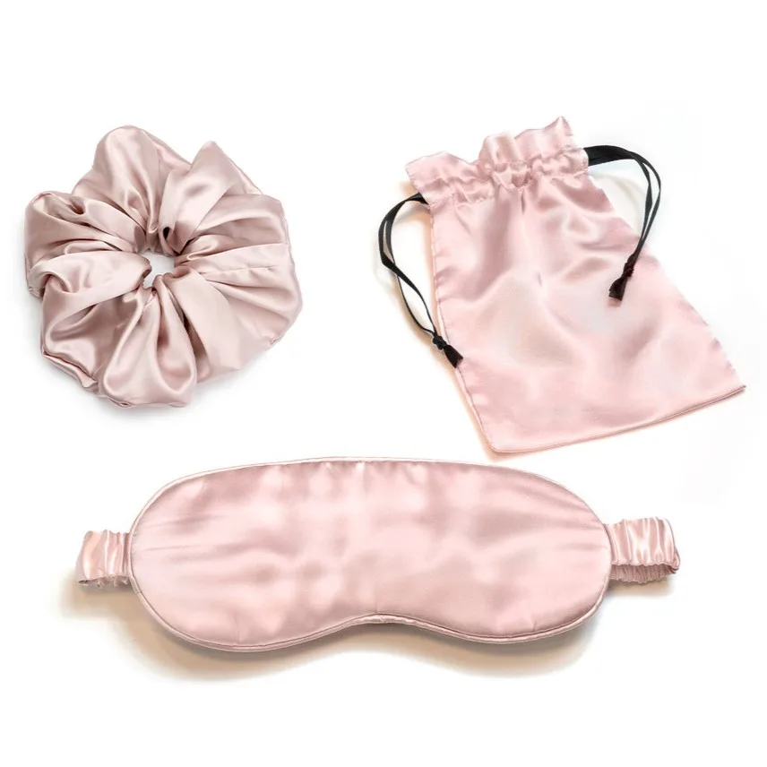 Empaque para sets de regalo de seda para marcas de belleza y retail