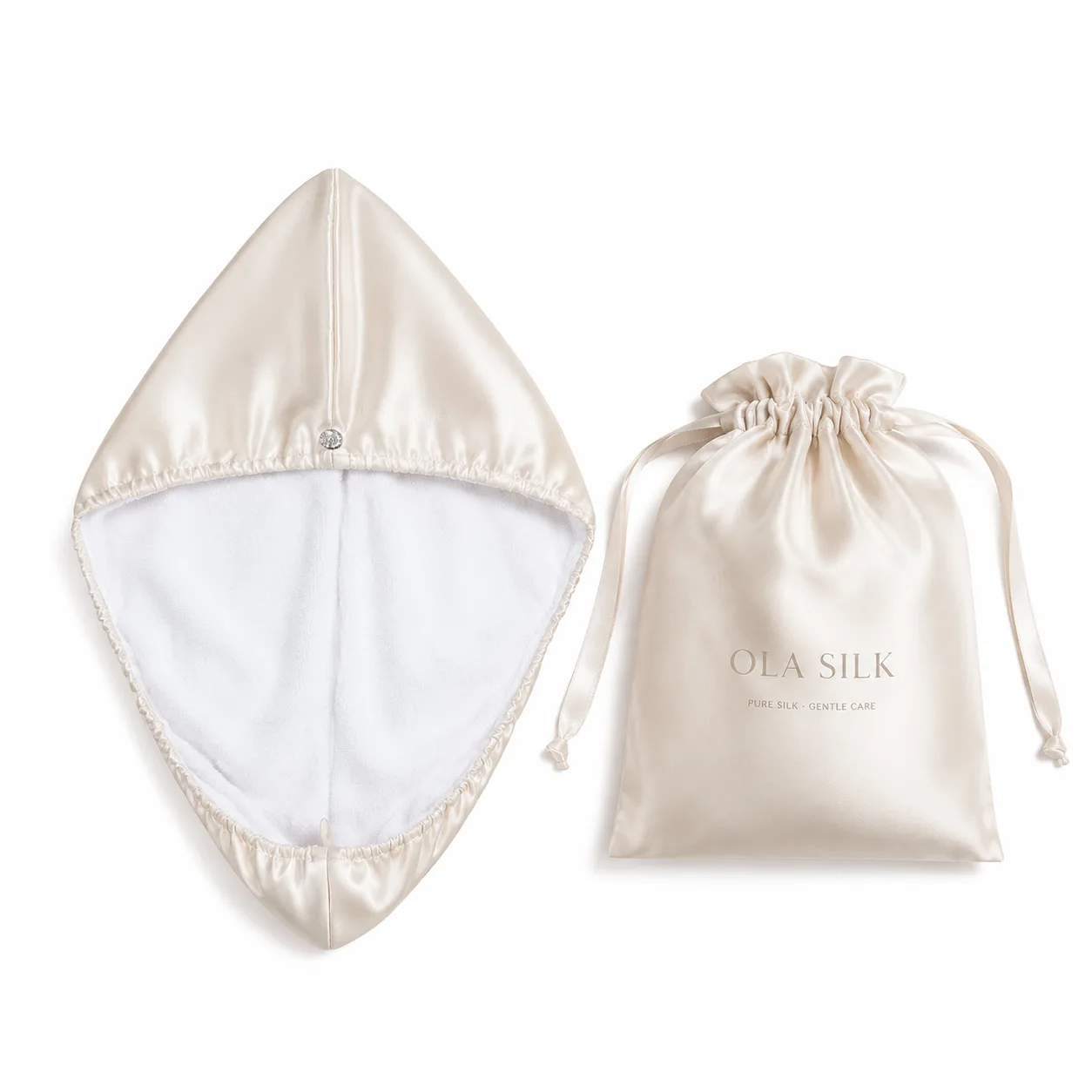 Emballage en pochette satinée pour produits de soin en soie en marque privée